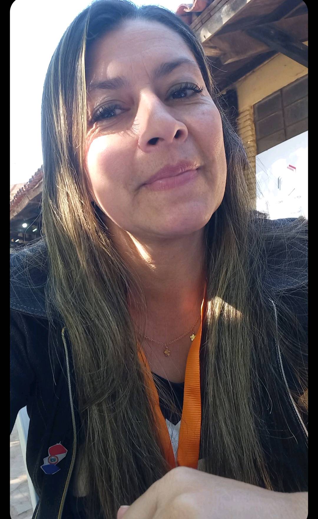 Loira from Paraguay, a ChatMet member