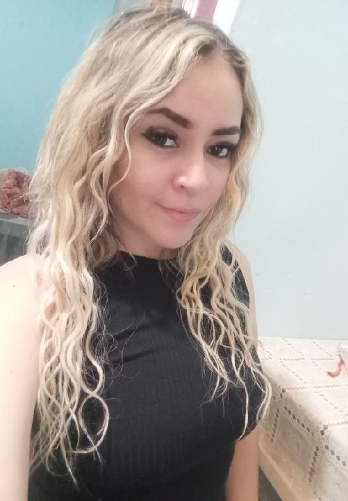 Cami from Paraguay, a ChatMet member